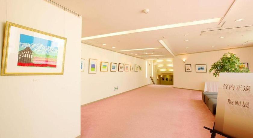 Tateyama Kokusai Hotel Toyama Station Exteriör bild